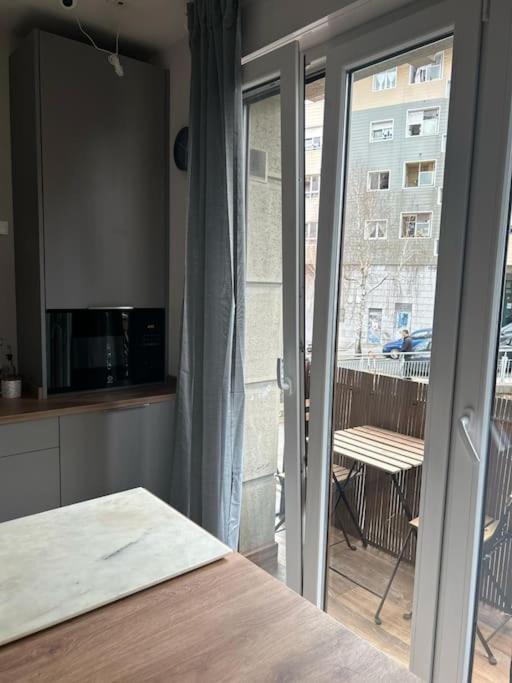 Piso Deluxe Con Balcon Cerca Del Casco Viejo Lejlighed Bilbao Eksteriør billede